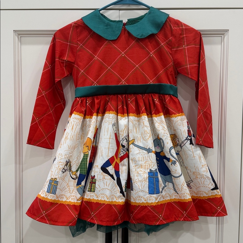 Red & Green Nutcracker Girls Dress Size 130 (6X-7 probably). Christmas, Ballet